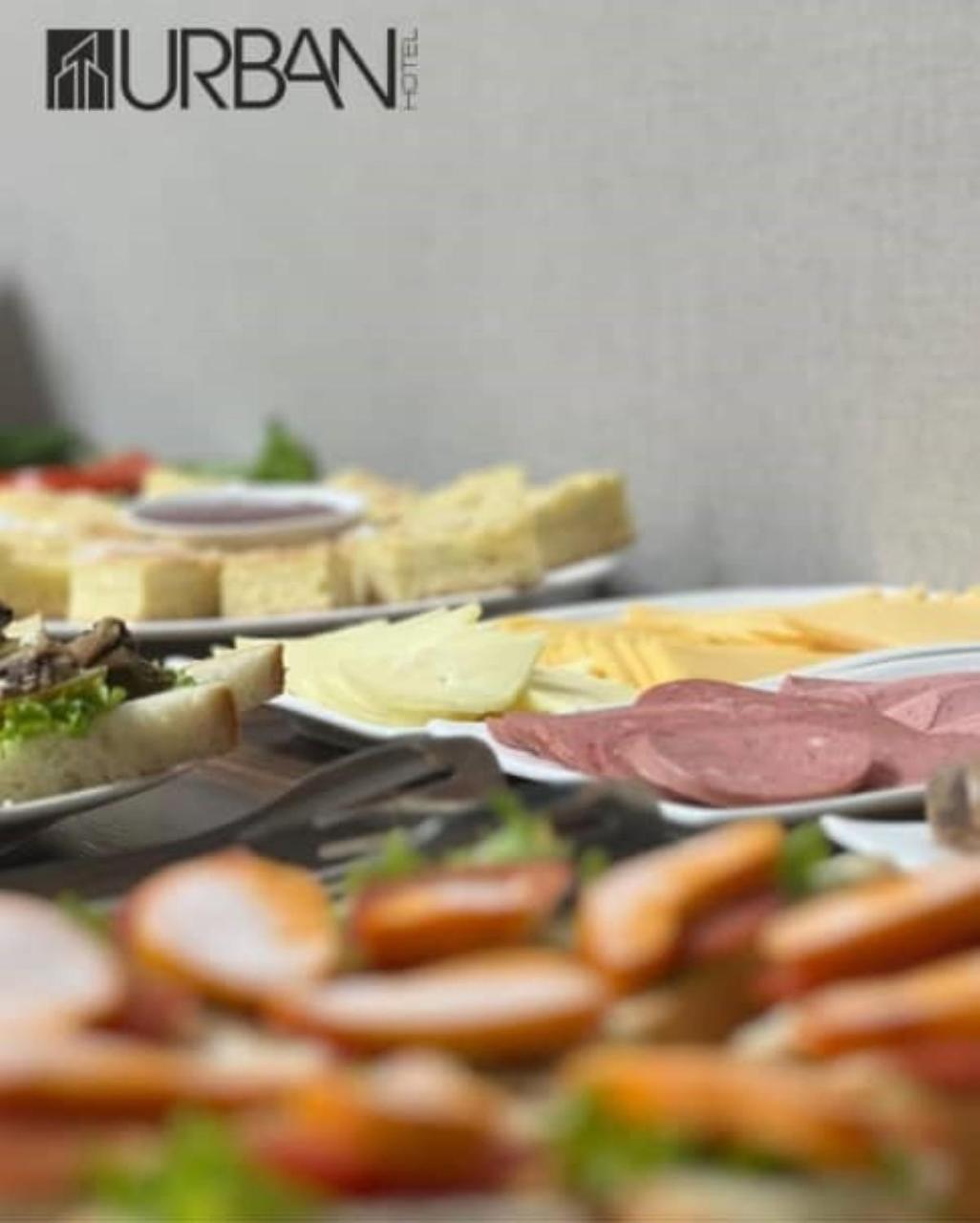 Urban Hotel Bishkek Ngoại thất bức ảnh